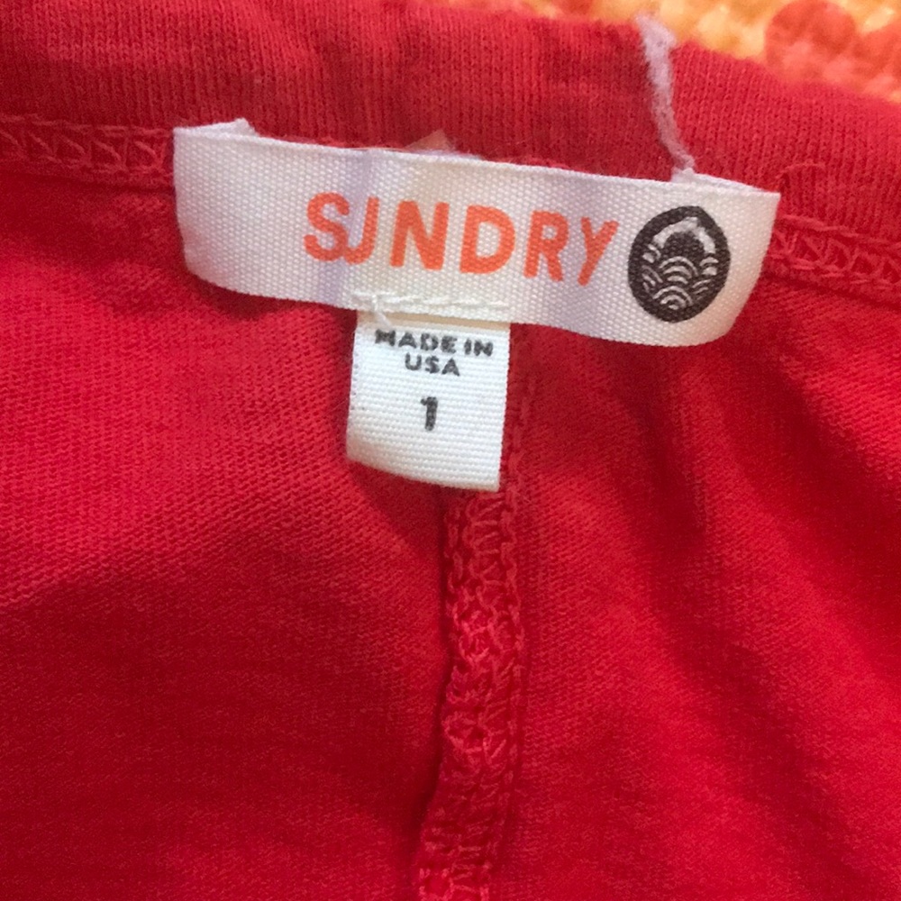 Sundry Size 1 “vacay every day” muscle tee - EUC - Picture 4 of 6